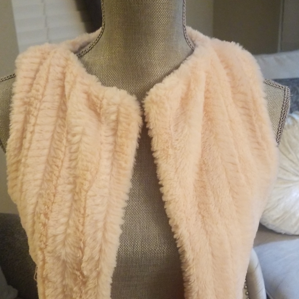 Knit Works Vest - Picture 2 of 3
